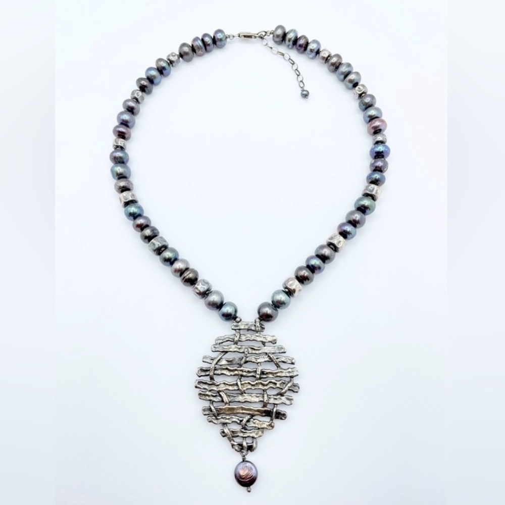 Tahitian Peacock Pearl & Tel Aviv Sterling Silver Medallion Necklace